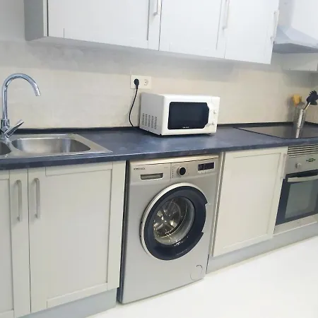 Appartamento Megano, A Estrenar En La Ruta Vinos. Junto A Estanciones. Oviedo